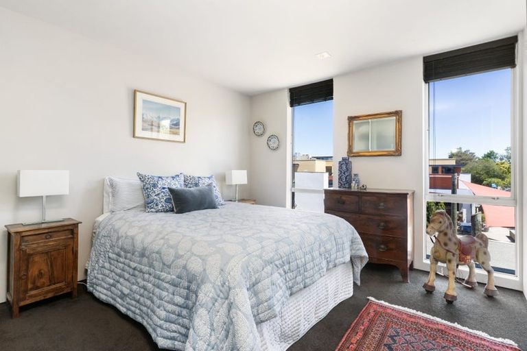 Photo of property in 148 Merivale Lane, Merivale, Christchurch, 8014