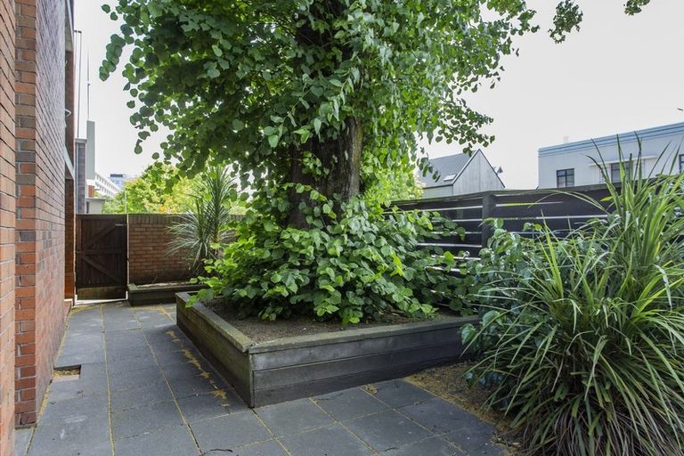 Photo of property in 22 Cashel Street, Christchurch Central, Christchurch, 8013