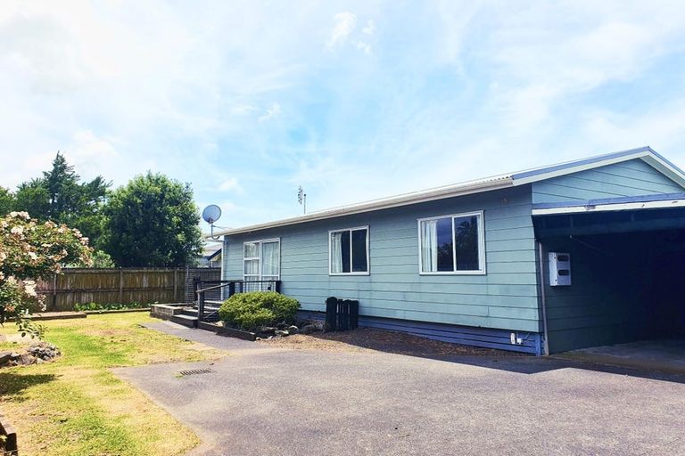 Photo of property in 27b Cosgrave Road, Papakura, 2110