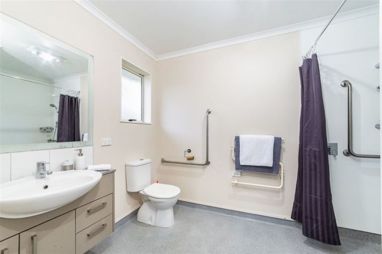 Photo of property in 46b Roick Parade, Glen Eden, Auckland, 0602