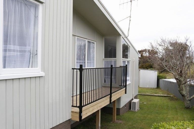 Photo of property in 18 Murch Place, Tawhero, Whanganui, 4500