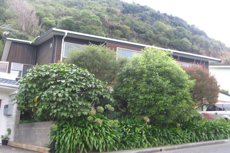 Photo of property in 28 Lynmouth Avenue, Karori, Wellington, 6012