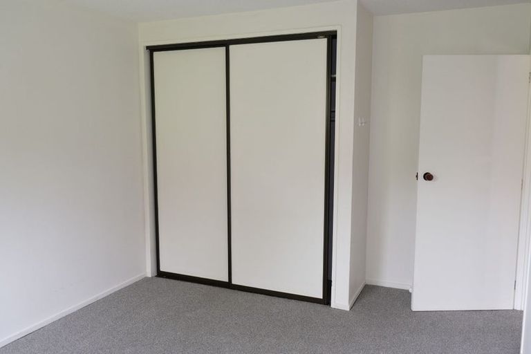 Photo of property in 2/68 Sabys Road, Halswell, Christchurch, 8025