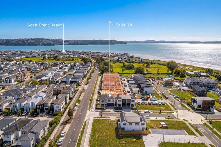 Photo of property in 1 Sails Road, Hobsonville, 0616
