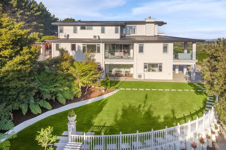 Photo of property in 55 Pinetone Road, Kumeu, 0892