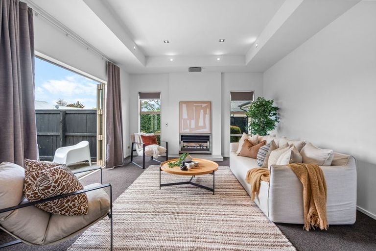 Photo of property in 5 Millpark Place, Northwood, Christchurch, 8051