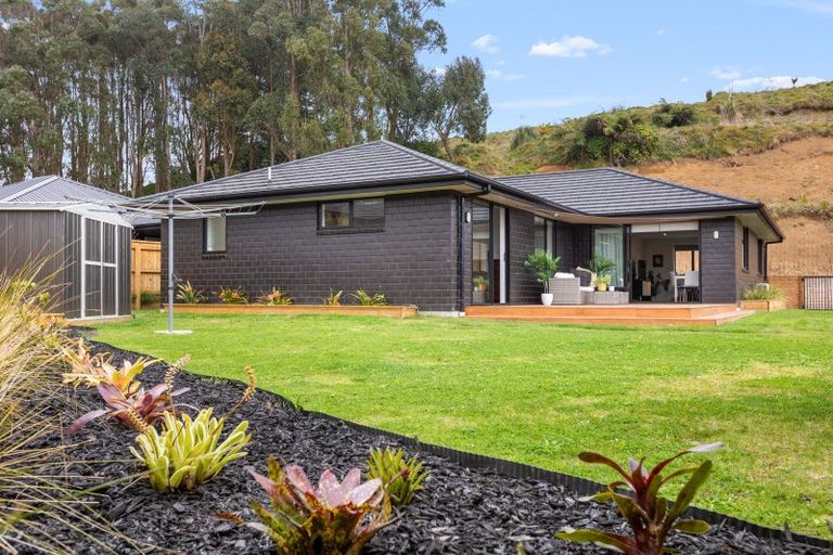 Photo of property in 5 Ruru Lane, Hurworth, New Plymouth, 4310