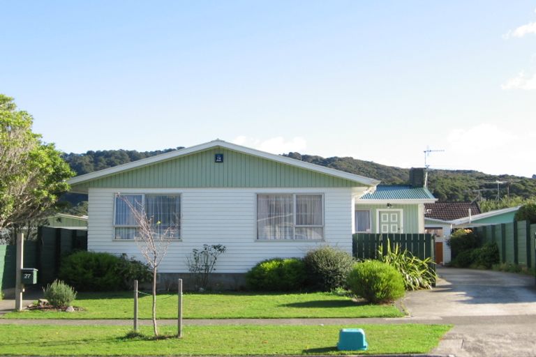 Photo of property in 27 Meremere Street, Wainuiomata, Lower Hutt, 5014