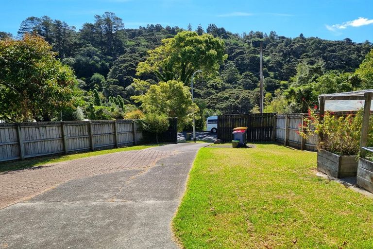 Photo of property in 156 Lynn Road, Bayview, Auckland, 0629