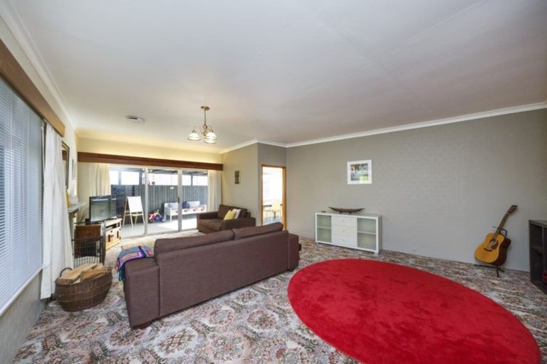 Photo of property in 395 Ruahine Street, Terrace End, Palmerston North, 4410