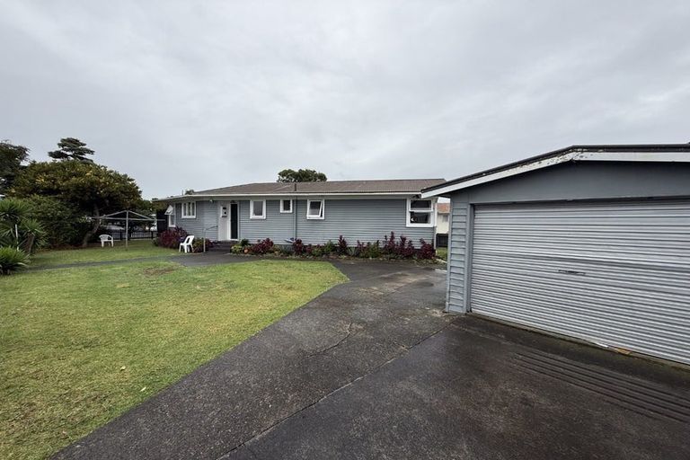 Photo of property in 3 Chisholm Place, Mangere East, Auckland, 2024