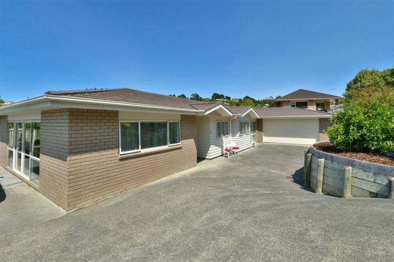 Photo of property in 8 Astrolabe Place, Gulf Harbour, Whangaparaoa, 0930