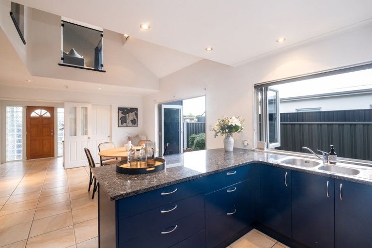 Photo of property in 9a Avenue Road, Greenmeadows, Napier, 4112