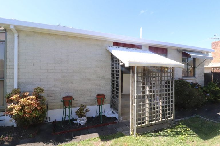 Photo of property in 1/11 Dominion Street, Takapuna, Auckland, 0622