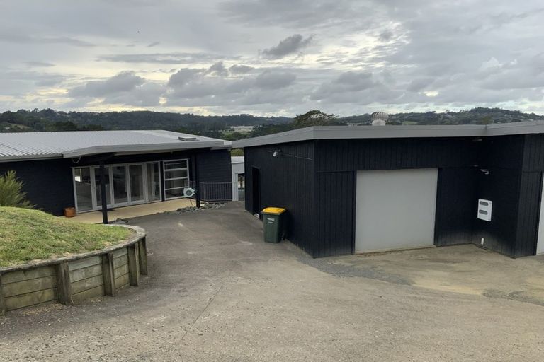 Photo of property in 51 Edward Jonkers Drive, Riverhead, Albany, 0793