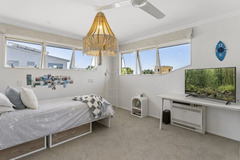 Photo of property in 4 Bermuda Drive, Papamoa Beach, Papamoa, 3118