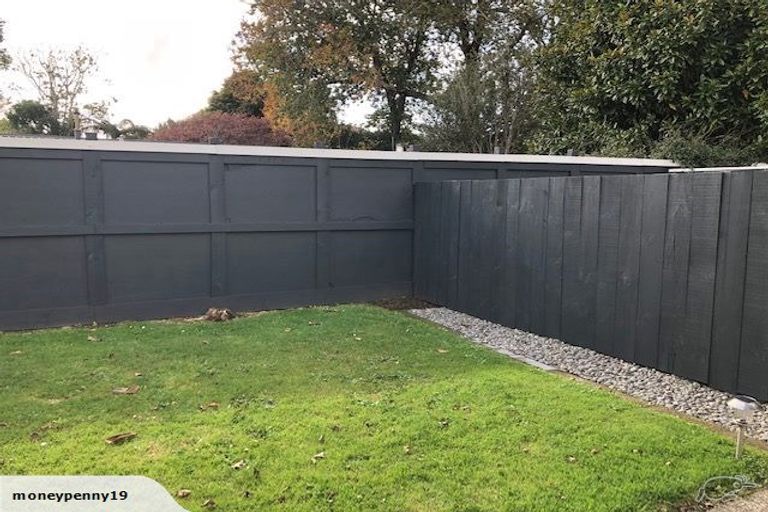 Photo of property in 12b Woodleigh Street, Frankleigh Park, New Plymouth, 4310