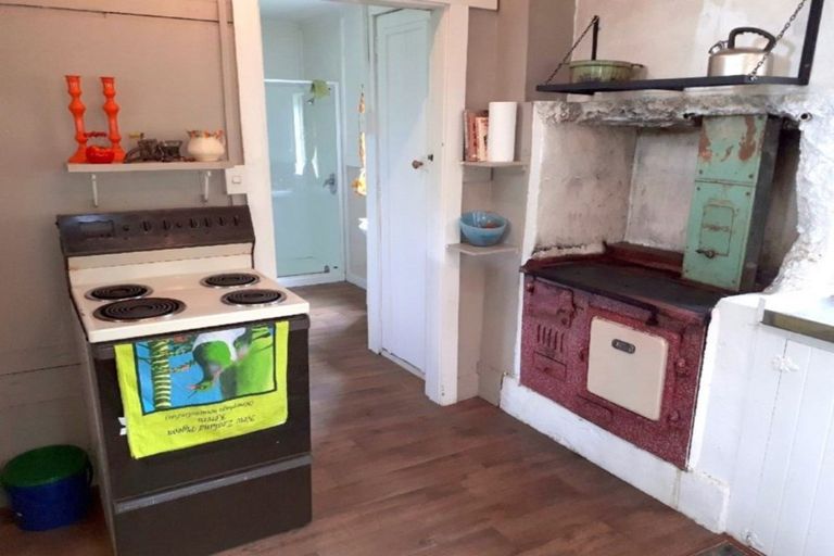 Photo of property in 560 Tutaki Road South, Tutaki, Murchison, 7077