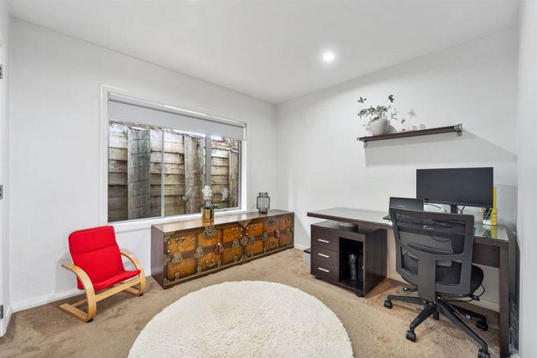 Photo of property in 30 Schnapper Rock Road, Schnapper Rock, Auckland, 0632