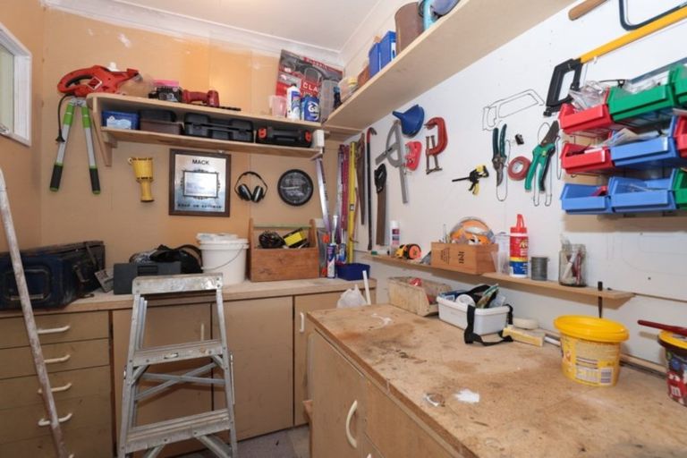 Photo of property in 25 Farringdon Avenue, Rototuna North, Hamilton, 3210