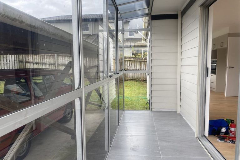 Photo of property in 72 Kirby Street, Glendene, Auckland, 0602