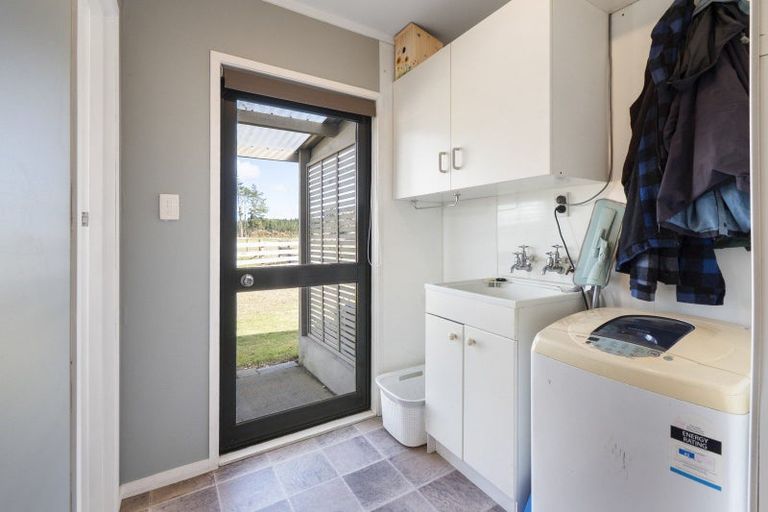 Photo of property in 363 Brandon Hall Road, Bulls, 4894