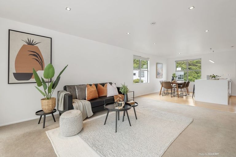 Photo of property in 65 Saddleback Grove, Karori, Wellington, 6012