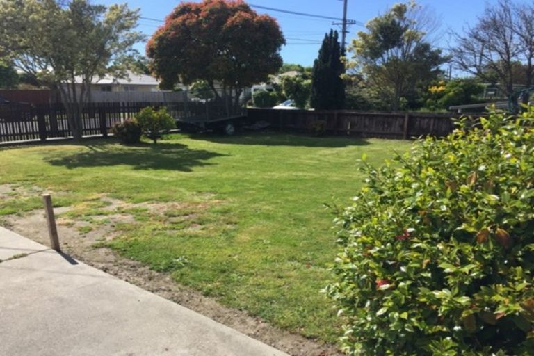 Photo of property in 230a Breezes Road, Aranui, Christchurch, 8061
