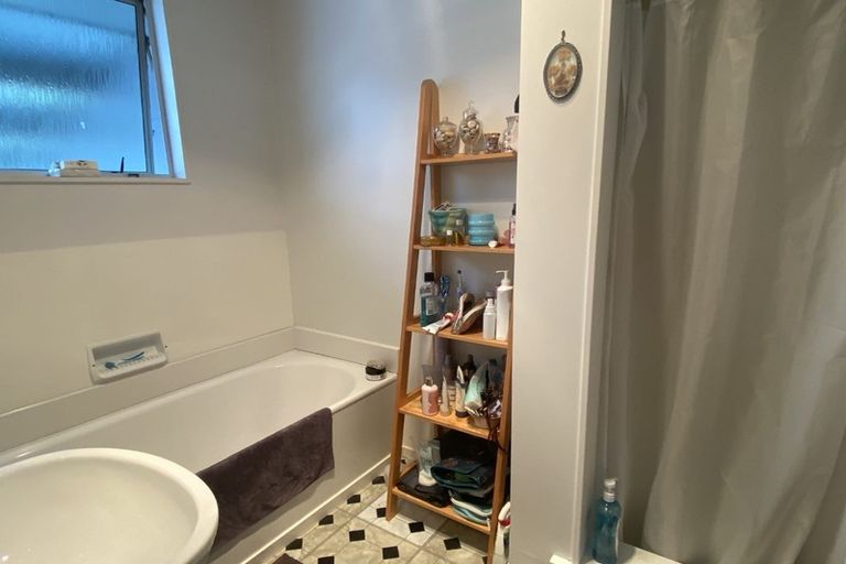 Photo of property in 115 East Street, Greytown, 5712