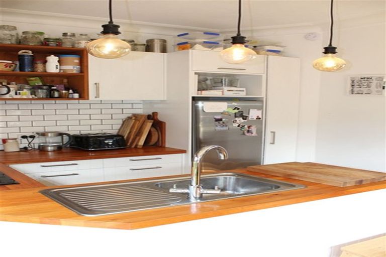 Photo of property in 15 Newport Street, Belleknowes, Dunedin, 9011