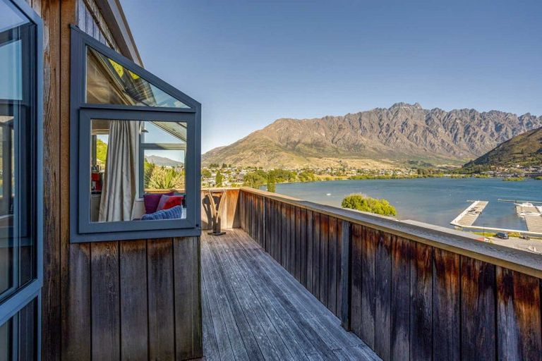 Photo of property in 15a Marina Drive, Frankton, Queenstown, 9300
