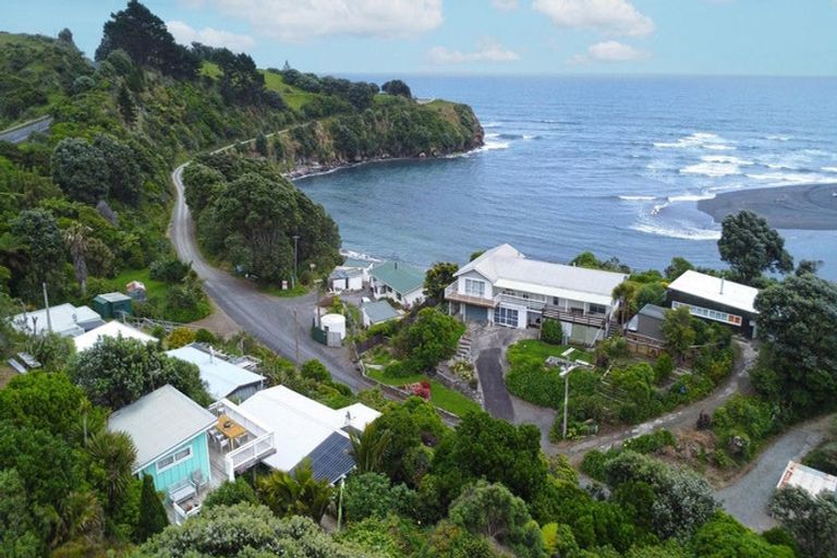 Photo of property in 11c Awakino Heads Road, Awakino, Mokau, 4376