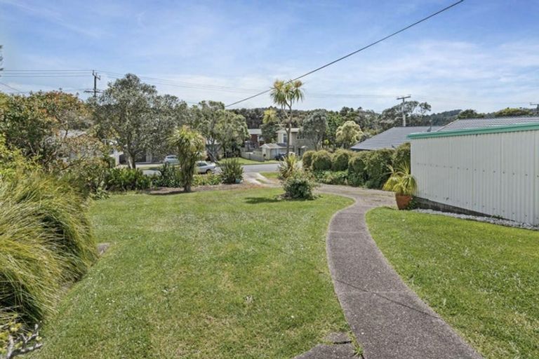 Photo of property in 22 Otanerua Road, Hatfields Beach, Orewa, 0931
