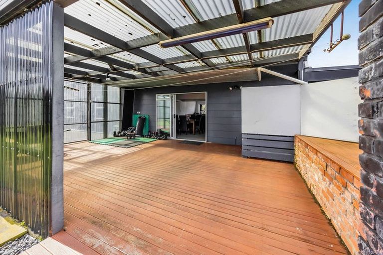 Photo of property in 52 Murray Avenue, Hawera, 4610