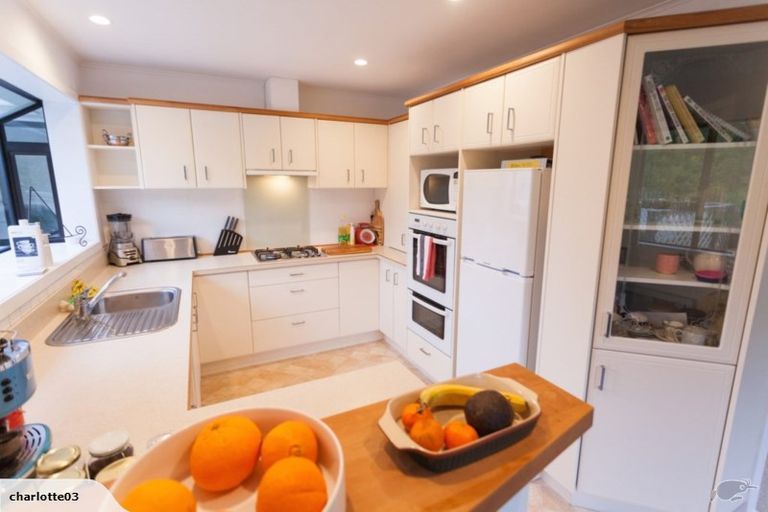 Photo of property in 24 Percy Dyett Drive, Karori, Wellington, 6012