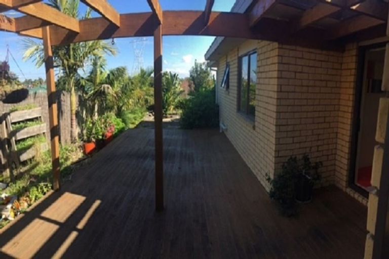 Photo of property in 37 Robin Brooke Drive, Flat Bush, Auckland, 2019