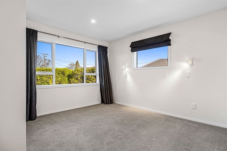 Photo of property in 23 Bideford Place, Dallington, Christchurch, 8061