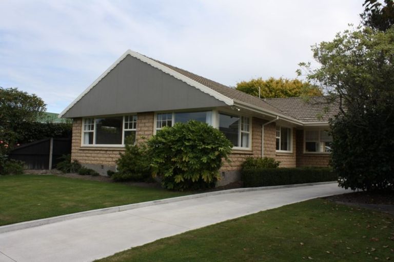 Photo of property in 9 Longmuir Street, Ilam, Christchurch, 8041