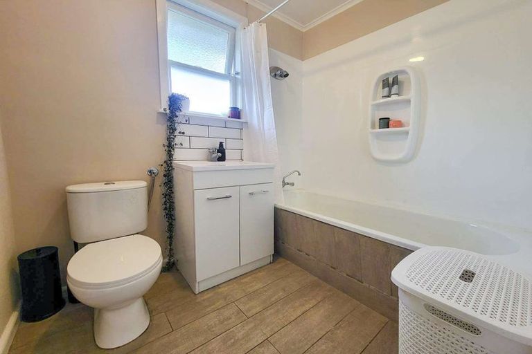 Photo of property in 93 Purnell Street, College Estate, Whanganui, 4500