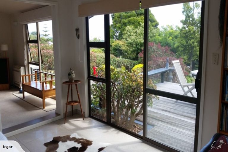 Photo of property in 47 Seddon Street, Waikanae, 5036