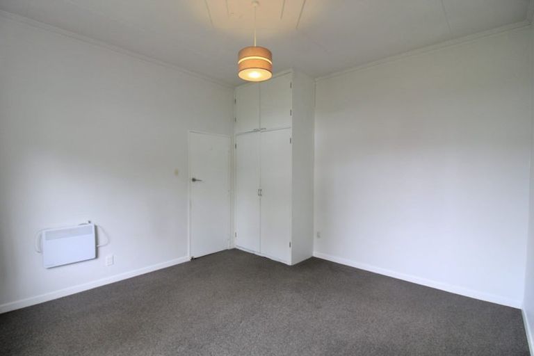 Photo of property in 18 Tamar Street, Island Bay, Wellington, 6023