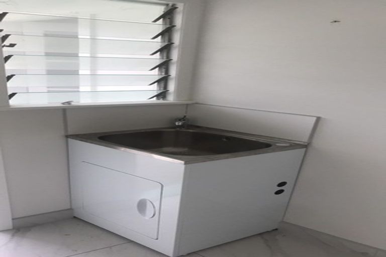 Photo of property in 4 Cornwall Road, Papatoetoe, Auckland, 2025