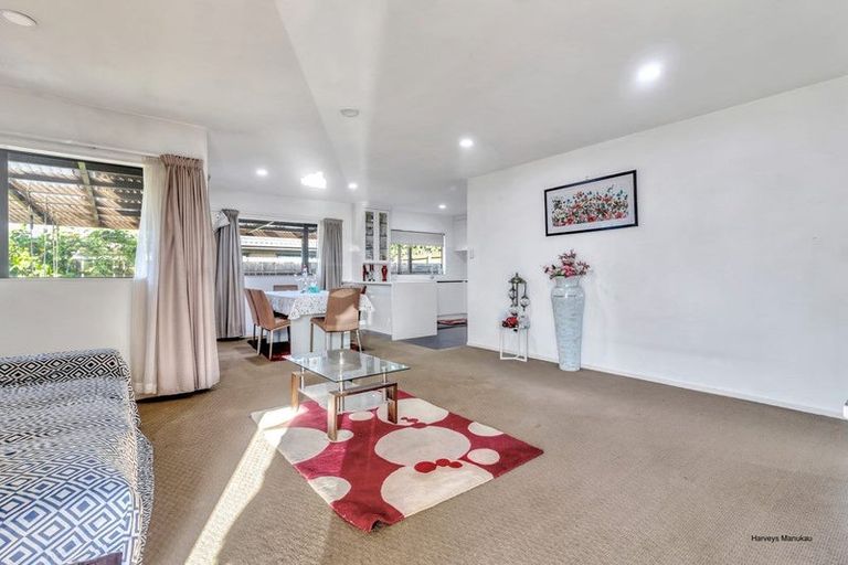 Photo of property in 12 Masters Place, Favona, Auckland, 2024