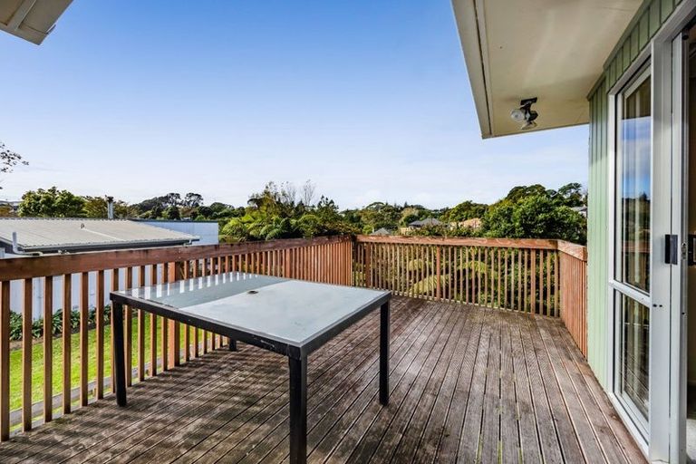 Photo of property in 17 Frankley Road, Westown, New Plymouth, 4310