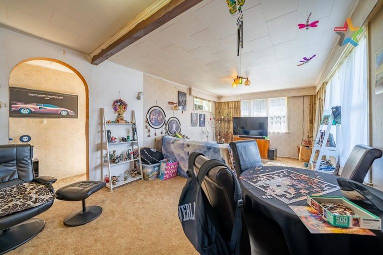 Photo of property in 29 Bird Grove, Stokes Valley, Lower Hutt, 5019