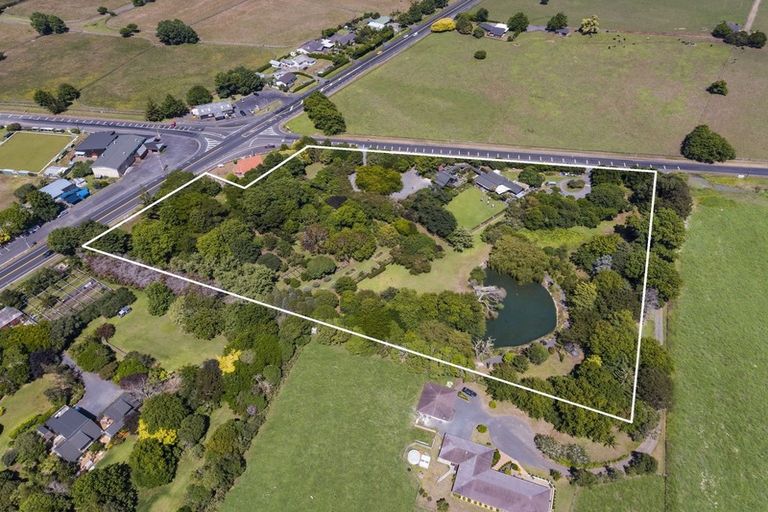 Photo of property in 6 Dyke Road, Karaka, Papakura, 2580