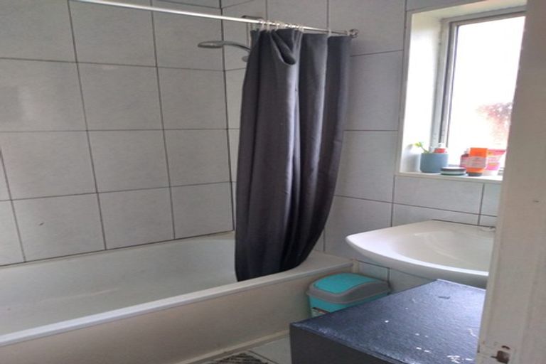 Photo of property in 39a Sikkim Crescent, Clover Park, Auckland, 2019