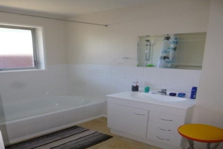 Photo of property in 4/449 Armagh Street, Linwood, Christchurch, 8011