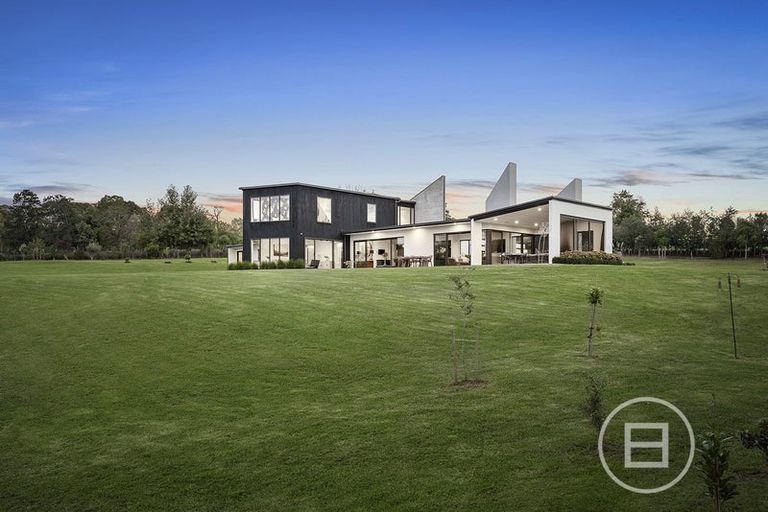 Photo of property in 90 Grace Hill Drive, Dairy Flat, Albany, 0792