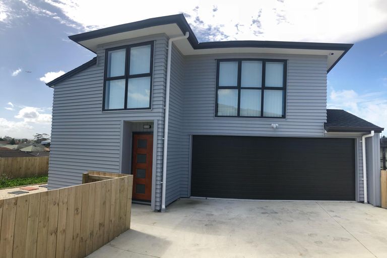 Photo of property in 93c Maplesden Drive, Clendon Park, Auckland, 2103
